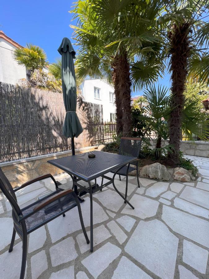 Apartmani Palme Funtana Esterno foto