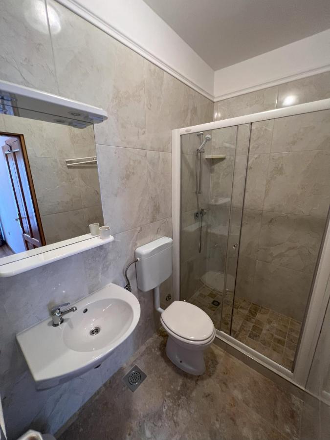 Apartmani Palme Funtana Esterno foto